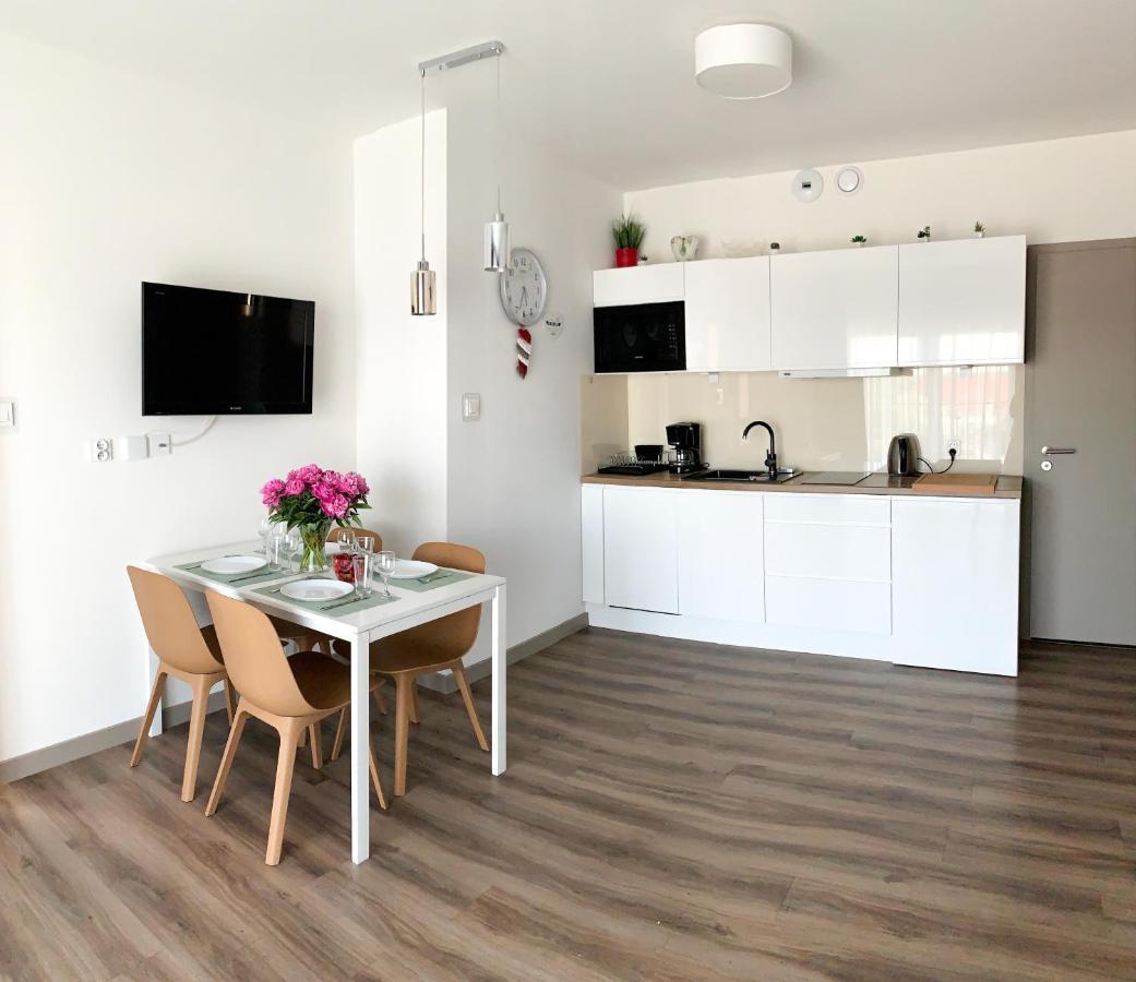 Apartament Livia Sianozety Kültér fotó